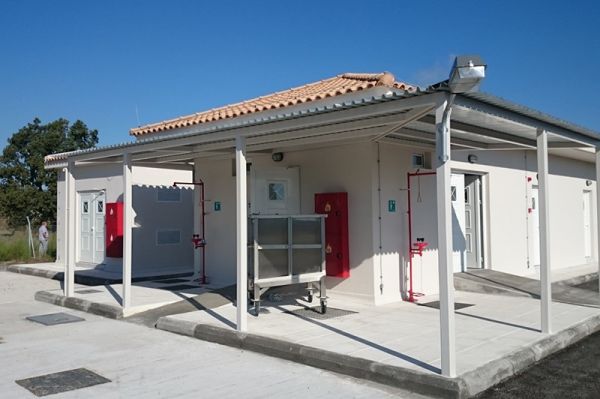 Κτίριο Υδραζίνης Στον Άραξο